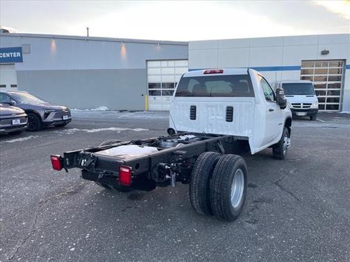 2026 Chevrolet Silverado 3500 WT