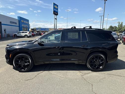 Mosaic Black Metallic 2026 Chevrolet Traverse RS