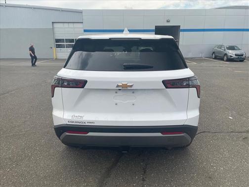 Summit White 2026 Chevrolet Equinox 1LT