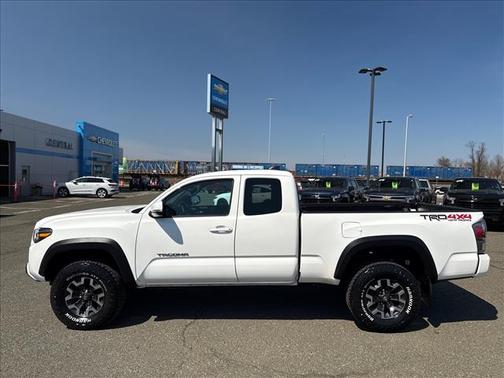 White 2022 Toyota Tacoma TRD Off Road