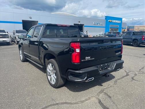 Black 2026 Chevrolet Silverado 1500 High Country