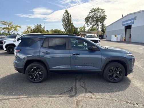 Lakeshore Blue Metallic 2027 Chevrolet Equinox 1LT