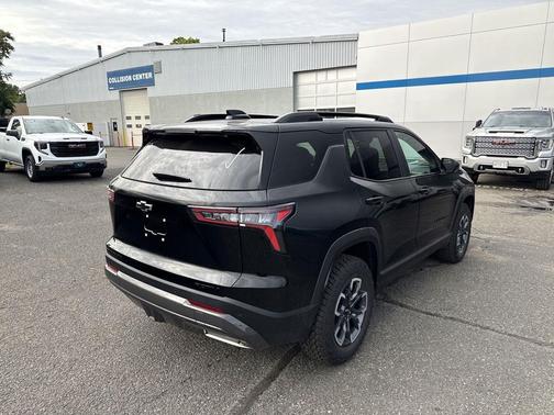 Mosaic Black Metallic 2027 Chevrolet Equinox ACTIV AWD