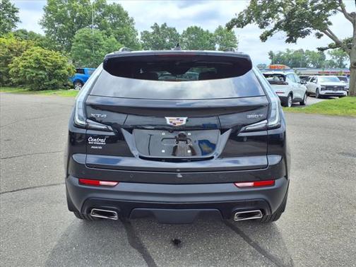 2023 Cadillac XT4 Sport