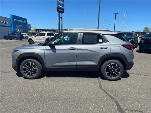 Sterling Gray Metallic 2026 Chevrolet Trailblazer LT