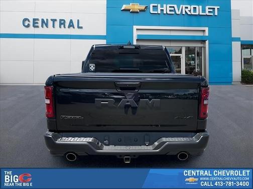 Diamond Black Crystal Pearlcoat 2025 RAM 1500 Rebel