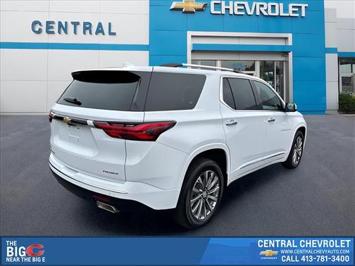 Summit White 2023 Chevrolet Traverse Premier
