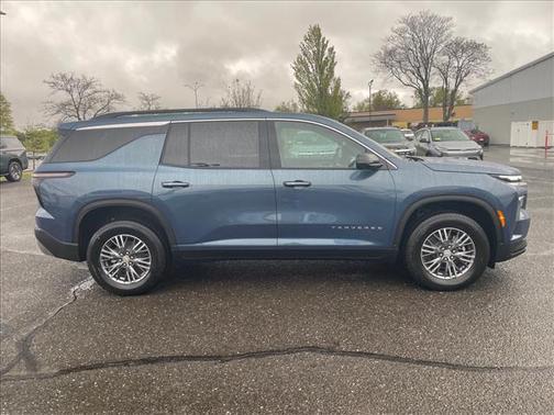 Lakeshore Blue Metallic 2026 Chevrolet Traverse LT