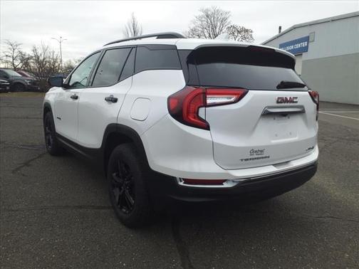 2022 GMC Terrain AWD AT4