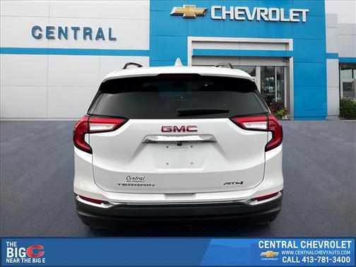 White Frost Tricoat 2022 GMC Terrain AWD AT4