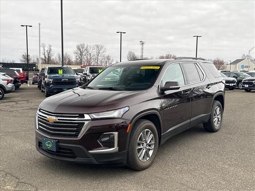 Black Cherry Metallic 2023 Chevrolet Traverse LT Leather