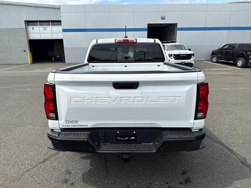 Summit White 2026 Chevrolet Colorado Z71