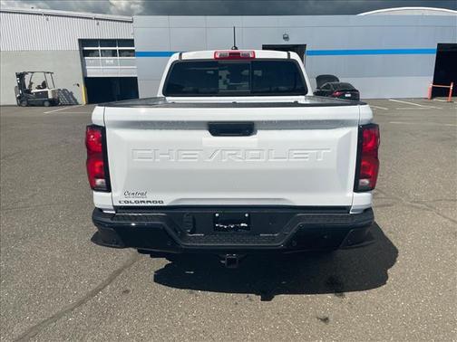 Summit White 2026 Chevrolet Colorado Z71