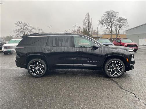 Mosaic Black Metallic 2026 Chevrolet Traverse High Country