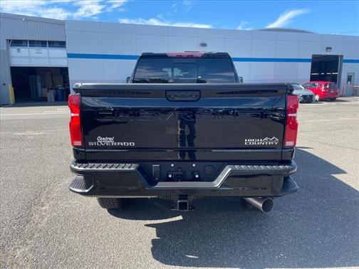 2025 Chevrolet Silverado 2500 High Country