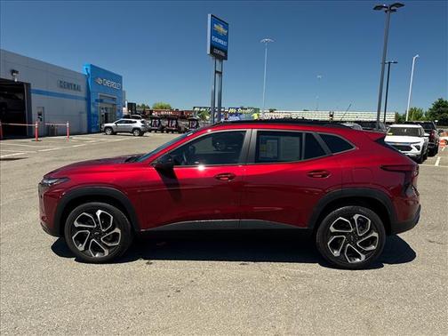 Crimson Metallic 2024 Chevrolet Trax FWD 2RS