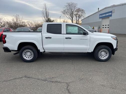 2025 Chevrolet Colorado WT