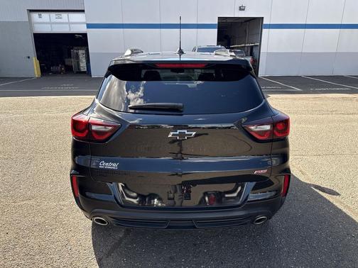 Mosaic Black Metallic 2024 Chevrolet Trailblazer RS
