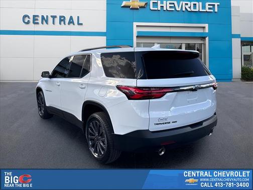 Summit White 2023 Chevrolet Traverse RS