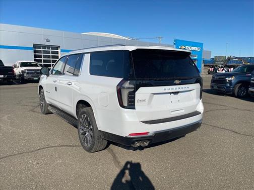 Polar White Tricoat 2026 Chevrolet Suburban High Country, 4WD