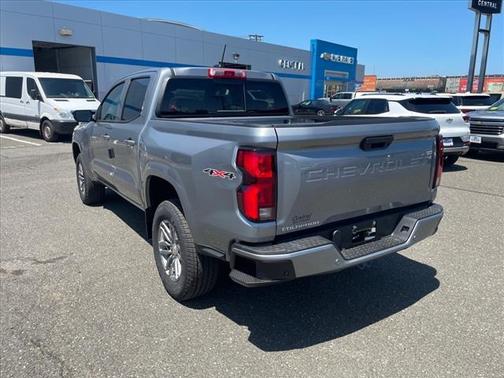 2025 Chevrolet Colorado WT