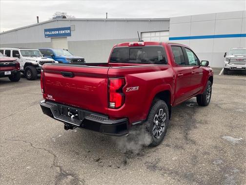 Radiant Red Tintcoat 2026 Chevrolet Colorado Z71