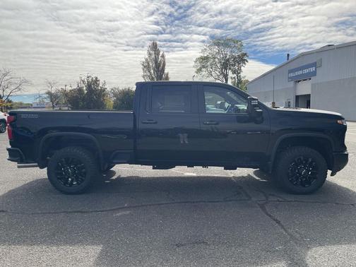 Black 2026 Chevrolet Silverado 2500 LT