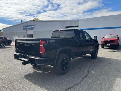 Black 2026 Chevrolet Silverado 2500 LT