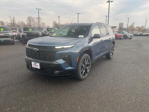 Lakeshore Blue Metallic 2026 Chevrolet Traverse RS