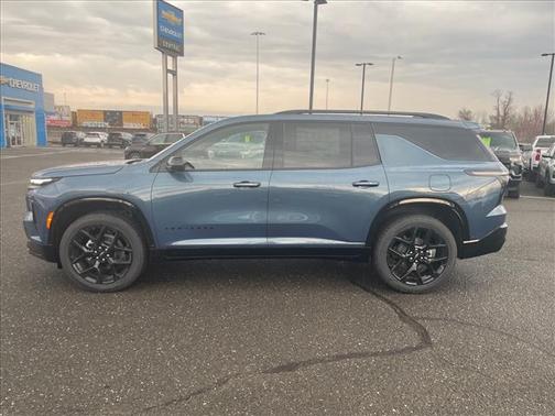 Lakeshore Blue Metallic 2026 Chevrolet Traverse RS