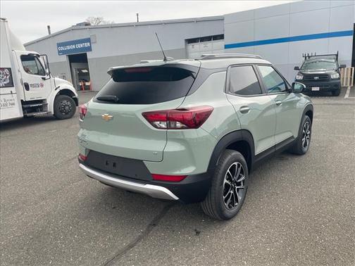 Cacti Green 2026 Chevrolet Trailblazer LT