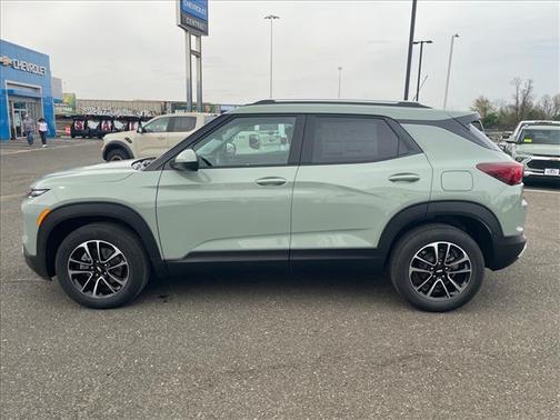 Cacti Green 2026 Chevrolet Trailblazer LT