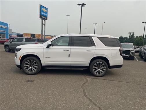 Polar White Tricoat 2026 Chevrolet Tahoe 4WD High Country