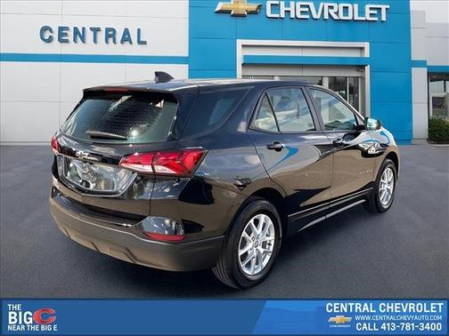 Mosaic Black Metallic 2024 Chevrolet Equinox LS