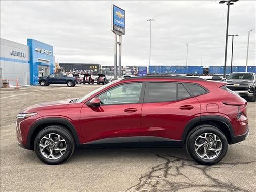 2025 Chevrolet Trax LT