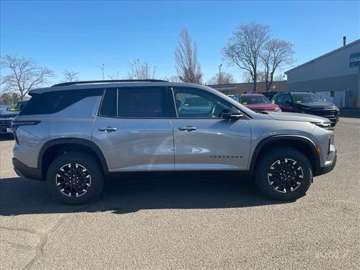 Sterling Gray Metallic 2026 Chevrolet Traverse AWD Z71