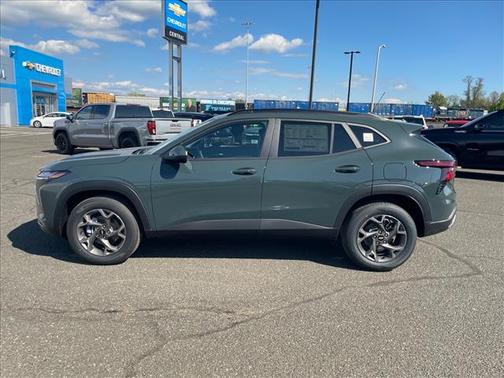 Cypress Gray 2026 Chevrolet Trax LT