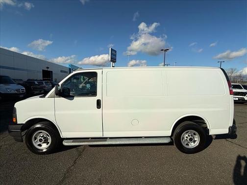 2024 GMC Savana 2500 Work Van