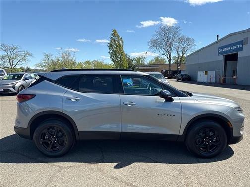 Sterling Gray Metallic 2023 Chevrolet Blazer 2LT