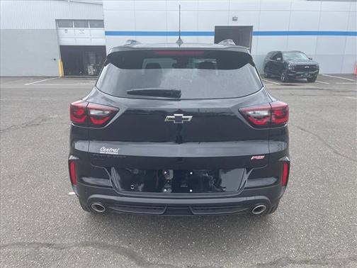 Mosaic Black Metallic 2026 Chevrolet Trailblazer RS