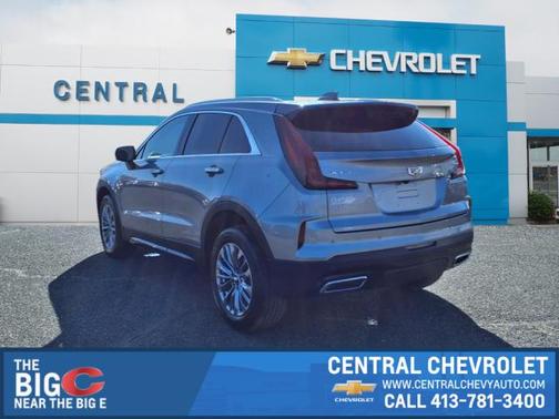 2024 Cadillac XT4 Premium Luxury