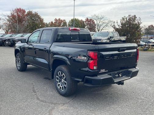 Black 2026 Chevrolet Colorado Z71