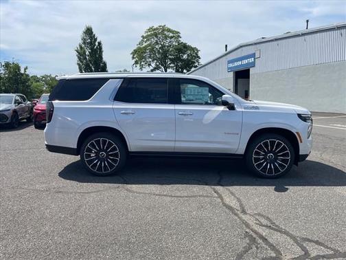 2025 Chevrolet Tahoe 4WD High Country