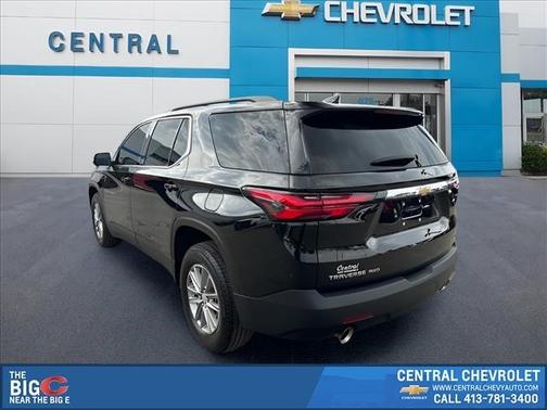 Mosaic Black Metallic 2023 Chevrolet Traverse LT Leather