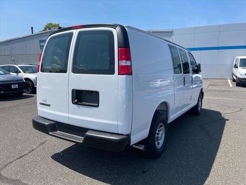 2025 Chevrolet Express 2500 RWD 2500 Regular Wheelbase WT