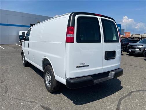 2025 Chevrolet Express 2500 RWD 2500 Regular Wheelbase WT