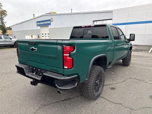 Special Exterior Color 2026 Chevrolet Silverado 2500 Crew Cab, Standard Bed, XR2, 4WD