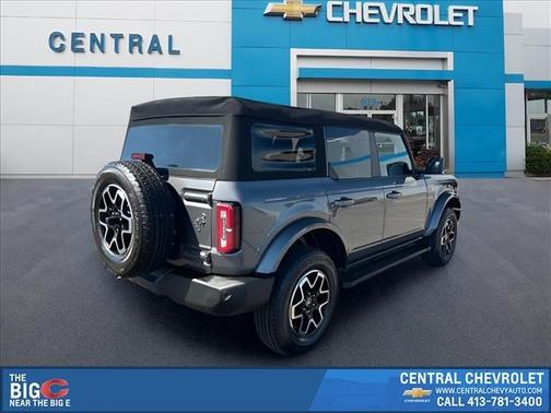 Carbonized Gray Metallic 2024 Ford Bronco Outer Banks