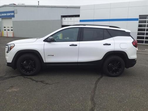 2022 GMC Terrain AWD AT4