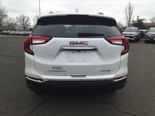 2022 GMC Terrain AWD AT4